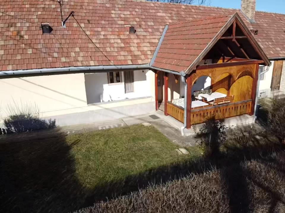 Devenyi Vendeghaz Lägenhet Csesznek Exteriör bild