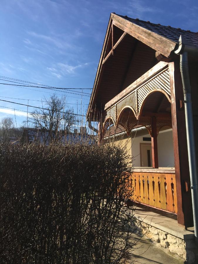 Devenyi Vendeghaz Lägenhet Csesznek Exteriör bild