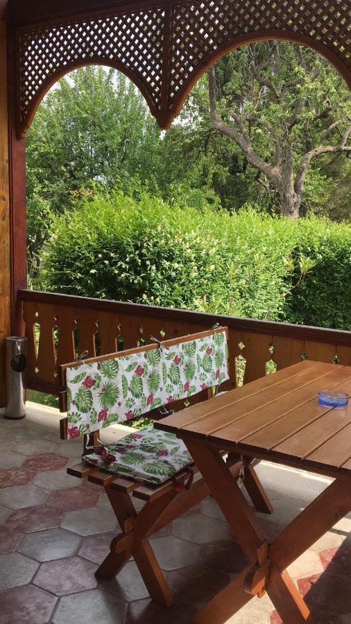 Devenyi Vendeghaz Lägenhet Csesznek Exteriör bild